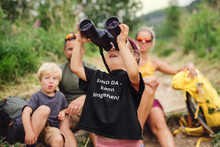 Lade das Bild in den Galerie-Viewer, Sind da - kann losgehen  - Kinder T-Shirt
